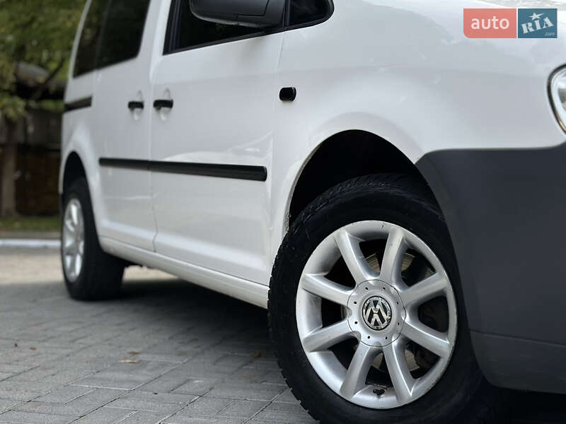 Минивэн Volkswagen Caddy 2008 в Дрогобыче