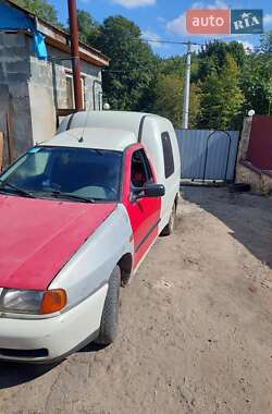 Грузовой фургон Volkswagen Caddy 2003 в Кременце