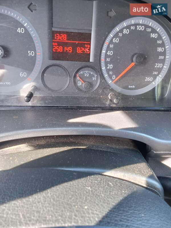 Минивэн Volkswagen Caddy 2008 в Емильчине