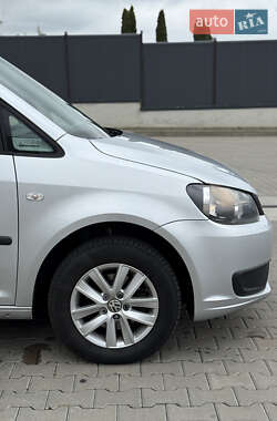 Минивэн Volkswagen Caddy 2011 в 