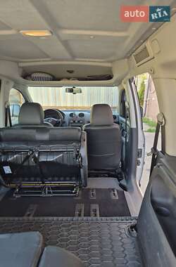 Минивэн Volkswagen Caddy 2013 в 