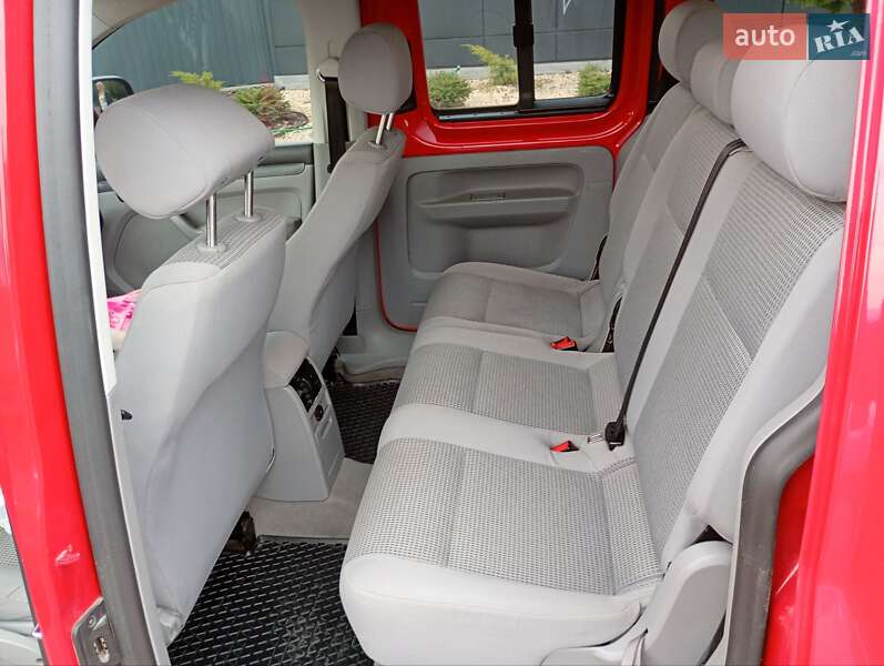 Минивэн Volkswagen Caddy 2006 в Нежине