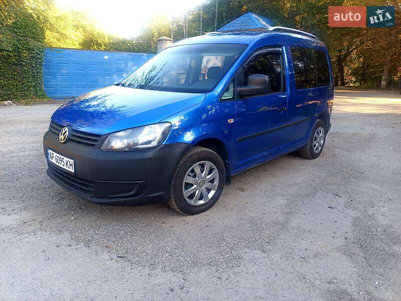 Volkswagen Caddy 2011
