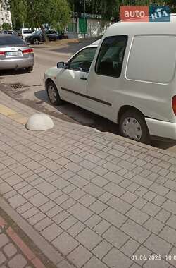 Грузовой фургон Volkswagen Caddy 2002 в 