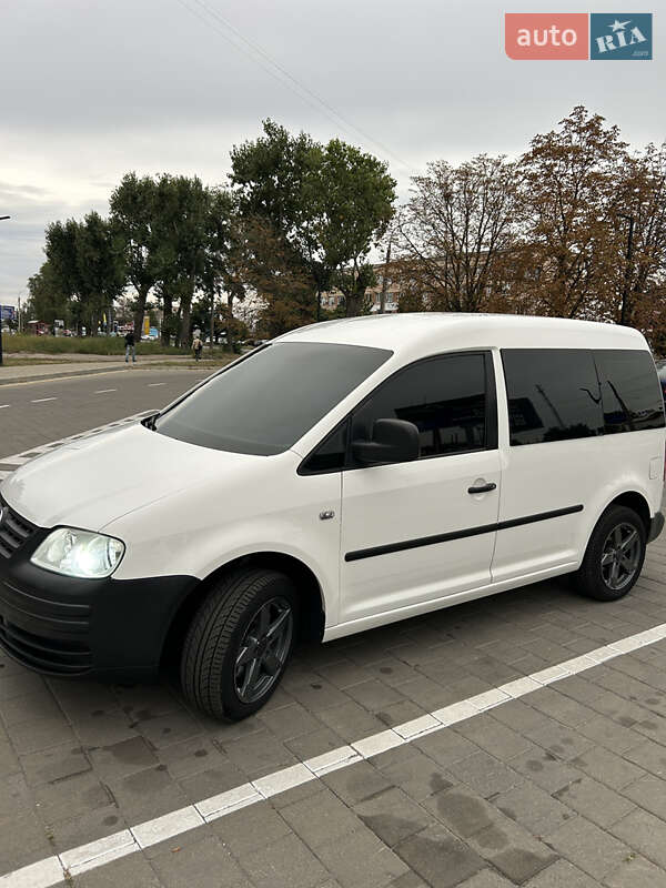 Мінівен Volkswagen Caddy 2005 в Черкасах