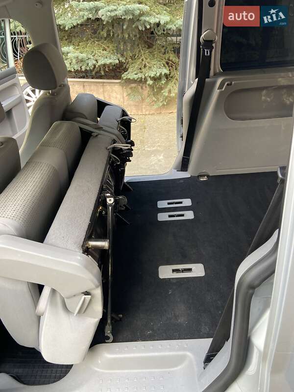 Минивэн Volkswagen Caddy 2008 в Киеве