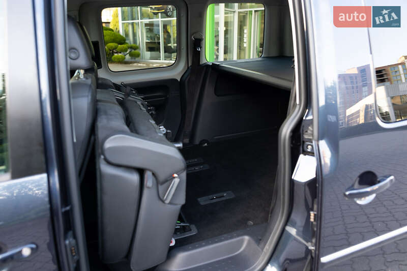 Минивэн Volkswagen Caddy 2016 в Луцке