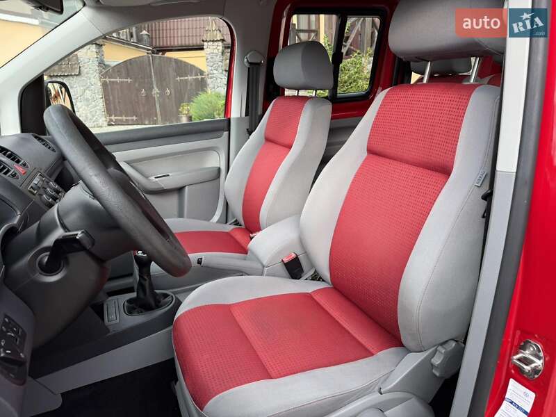 Мінівен Volkswagen Caddy 2009 в Хмельницькому