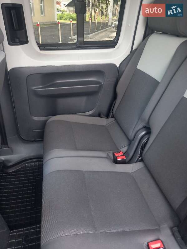 Мінівен Volkswagen Caddy 2012 в Тростянці фото 9 Мінівен Volkswagen Caddy 2012 в Тростянці