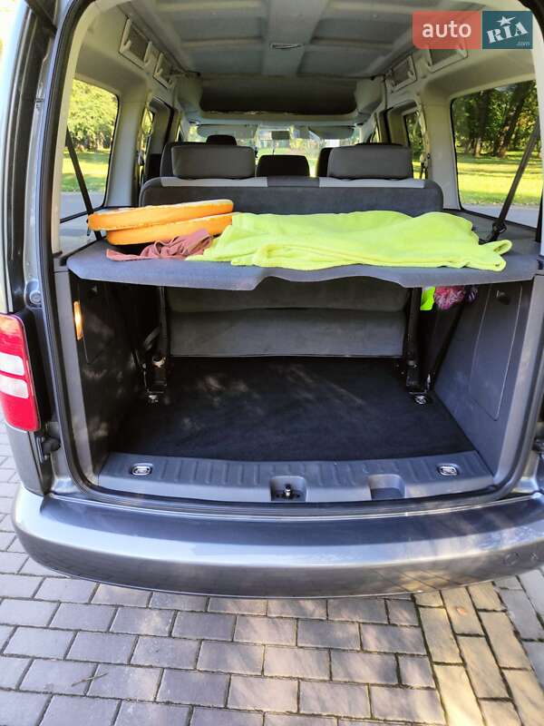 Мінівен Volkswagen Caddy 2011 в Чорткові
