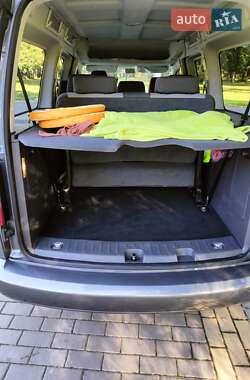 Минивэн Volkswagen Caddy 2011 в 