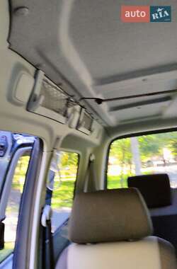 Минивэн Volkswagen Caddy 2011 в 