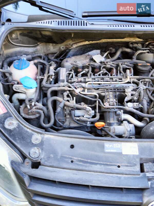 Мінівен Volkswagen Caddy 2011 в Чорткові