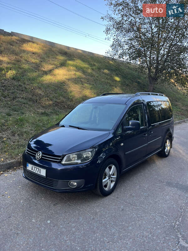 Минивэн Volkswagen Caddy 2012 в Житомире