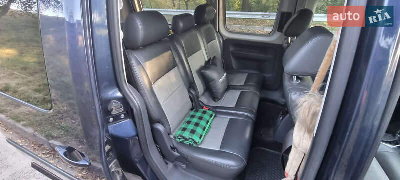 Минивэн Volkswagen Caddy 2012 в Житомире