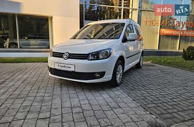 Минивэн Volkswagen Caddy 2015 в Киеве