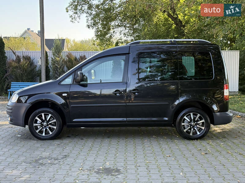 Минивэн Volkswagen Caddy 2005 в Черновцах