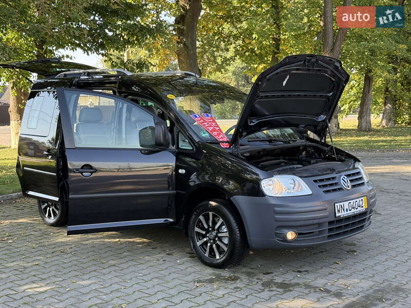 Минивэн Volkswagen Caddy 2005 в Черновцах