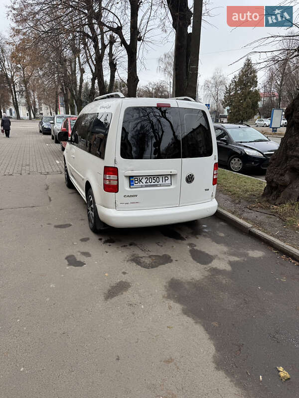 Минивэн Volkswagen Caddy 2011 в Ровно