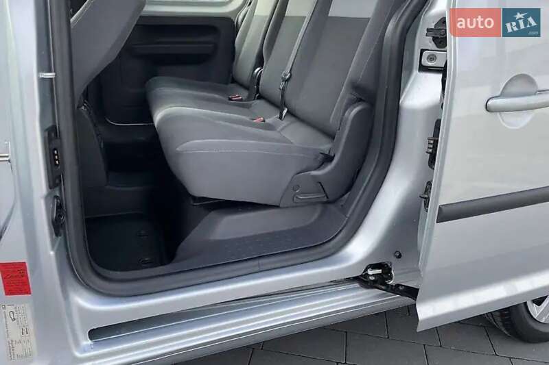 Минивэн Volkswagen Caddy 2012 в Виноградове