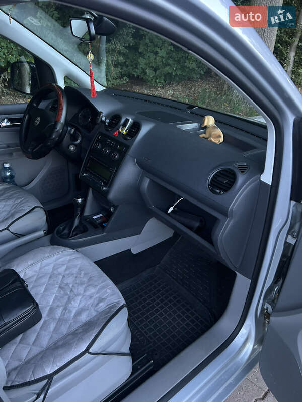 Минивэн Volkswagen Caddy 2009 в Виннице