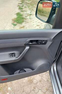 Грузовой фургон Volkswagen Caddy 2013 в 