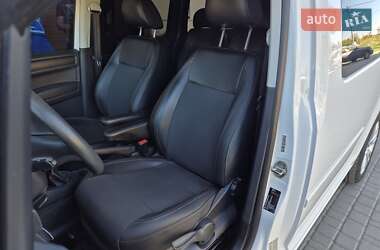 Минивэн Volkswagen Caddy 2017 в 