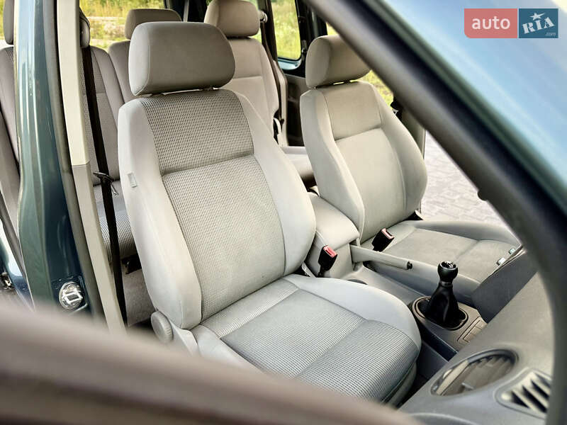 Минивэн Volkswagen Caddy 2006 в Тернополе