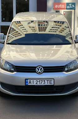 Минивэн Volkswagen Caddy 2015 в Киеве