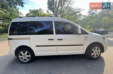 Грузопассажирский фургон Volkswagen Caddy 2013 в Киеве