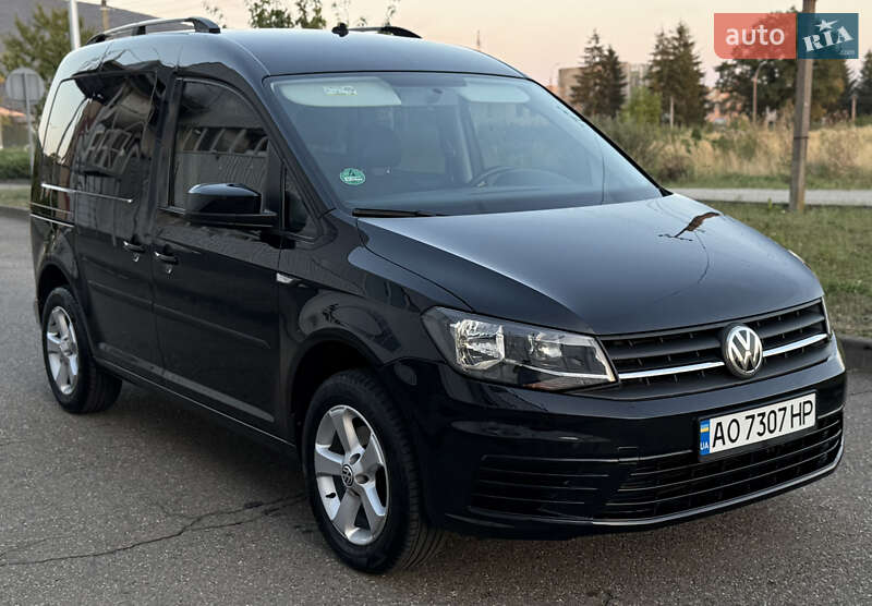 Минивэн Volkswagen Caddy 2016 в 