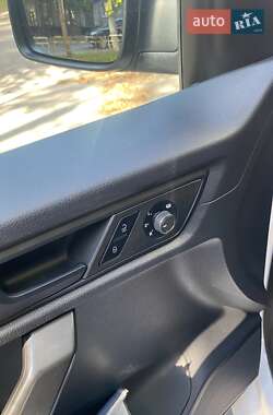 Минивэн Volkswagen Caddy 2015 в 