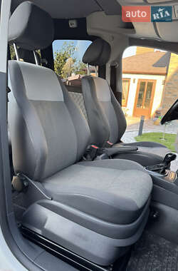 Минивэн Volkswagen Caddy 2011 в 