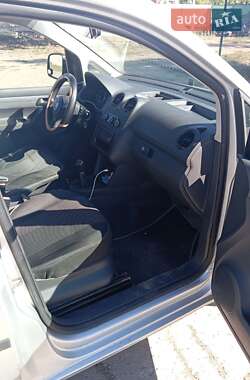 Грузопассажирский фургон Volkswagen Caddy 2012 в 