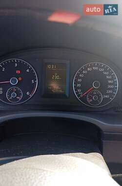 Грузопассажирский фургон Volkswagen Caddy 2012 в 