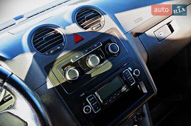 Минивэн Volkswagen Caddy 2011 в 