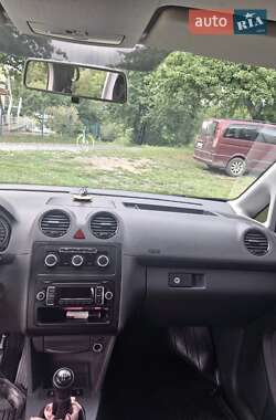 Минивэн Volkswagen Caddy 2013 в 