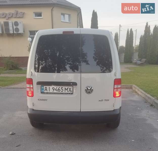 Грузовой фургон Volkswagen Caddy 2013 в Виннице