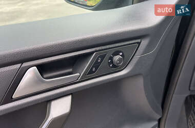 Минивэн Volkswagen Caddy 2016 в 
