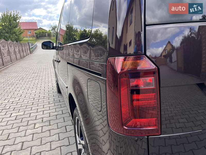 Минивэн Volkswagen Caddy 2016 в Луцке