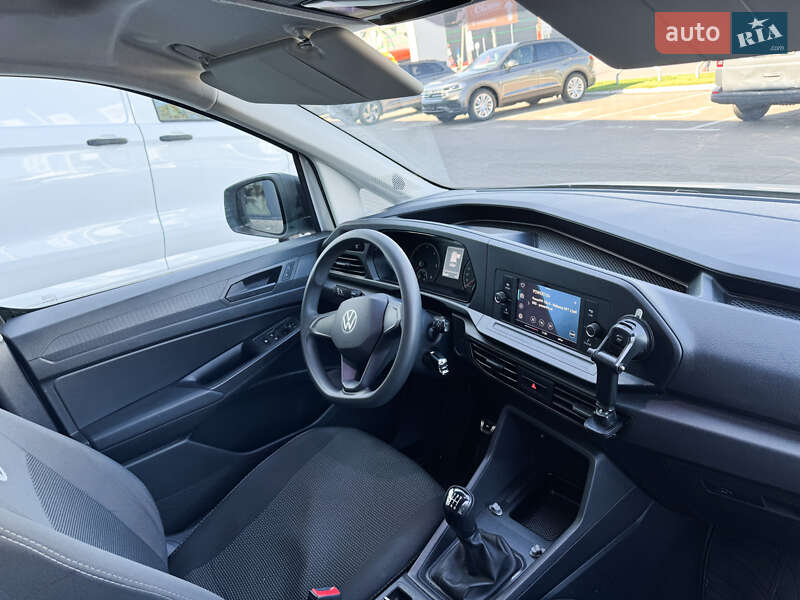 Грузовой фургон Volkswagen Caddy 2022 в Киеве