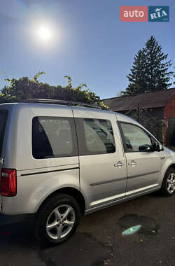 Мінівен Volkswagen Caddy 2017 в Чернівцях