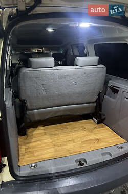 Минивэн Volkswagen Caddy 2009 в 