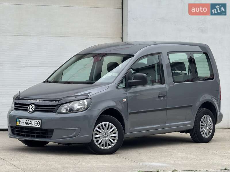 Минивэн Volkswagen Caddy 2011 в Сарнах