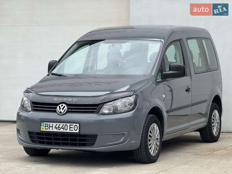 Минивэн Volkswagen Caddy 2011 в Сарнах
