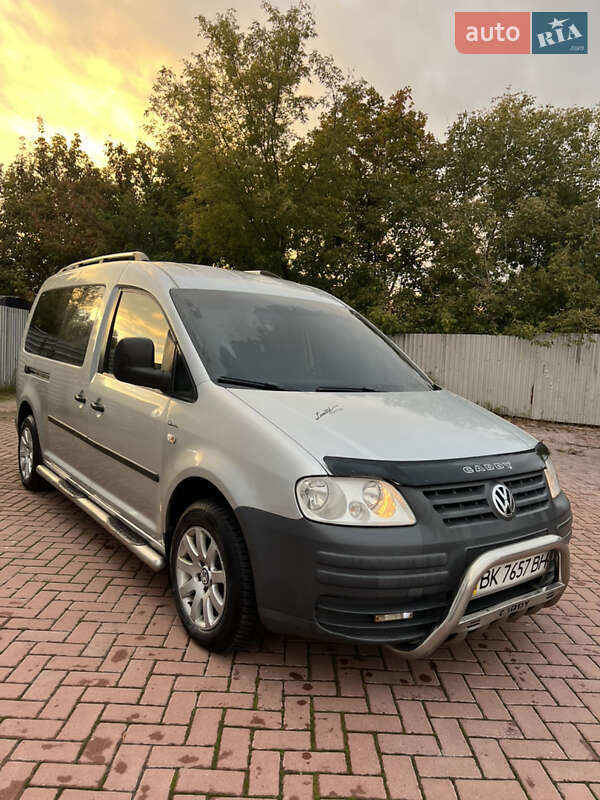Минивэн Volkswagen Caddy 2009 в Ровно