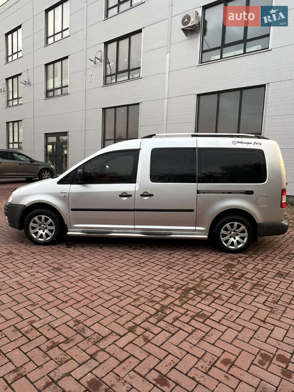 Минивэн Volkswagen Caddy 2009 в Ровно