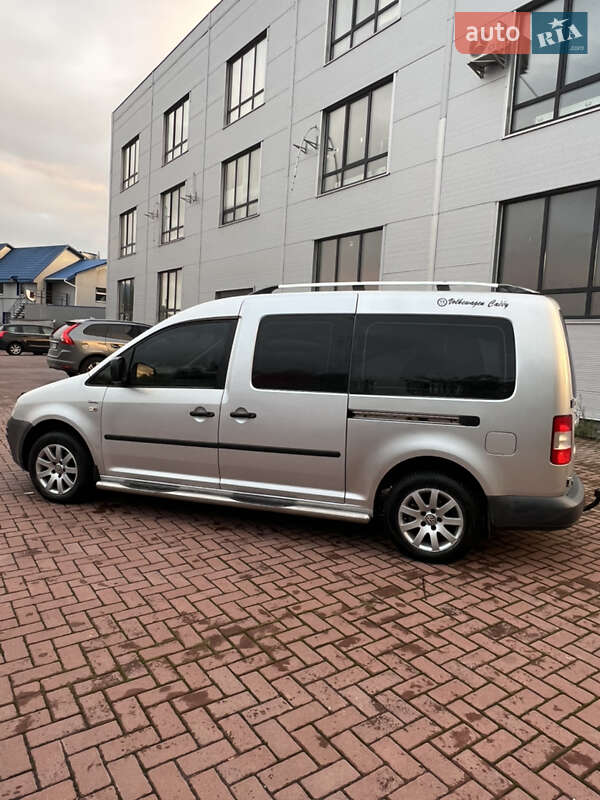 Минивэн Volkswagen Caddy 2009 в Ровно