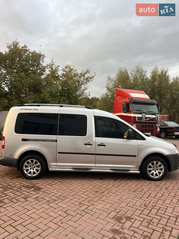 Минивэн Volkswagen Caddy 2009 в Ровно