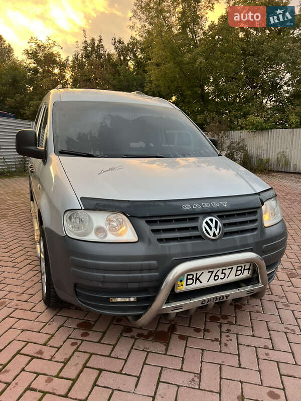Минивэн Volkswagen Caddy 2009 в Ровно